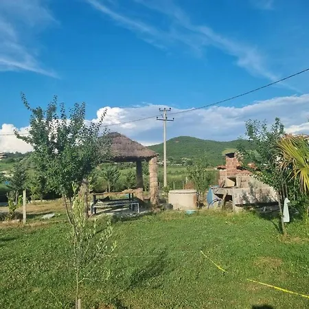 Vakantiehuis House Near 'plazhi San Pietro' *
