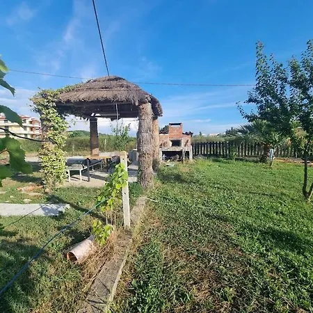 Vakantiehuis House Near 'plazhi San Pietro' Fushe-Drac