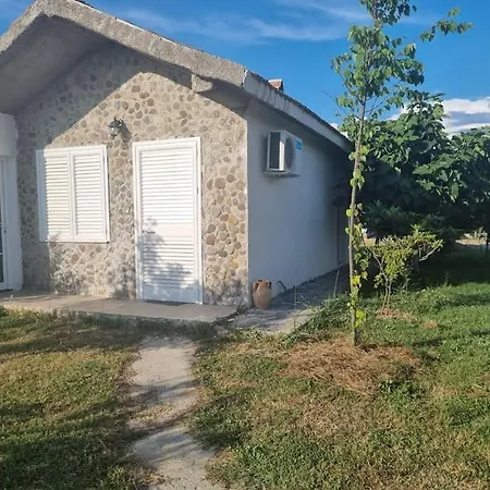 House Near 'plazhi San Pietro' Σπίτι διακοπών